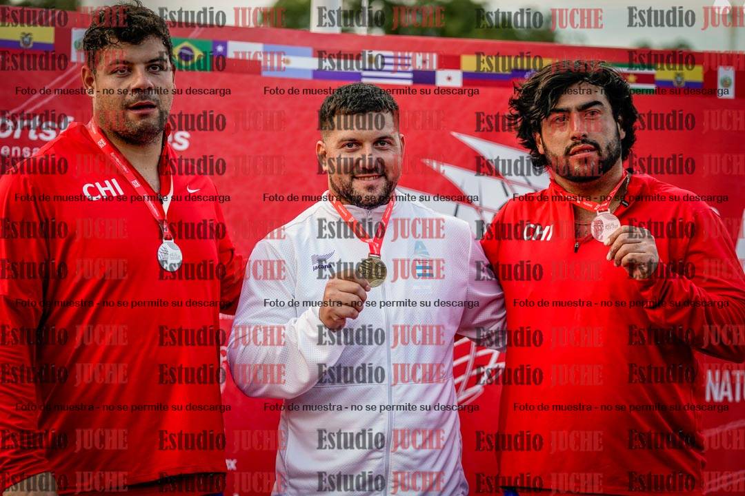 Fotos de algunos extras y podios del día 1