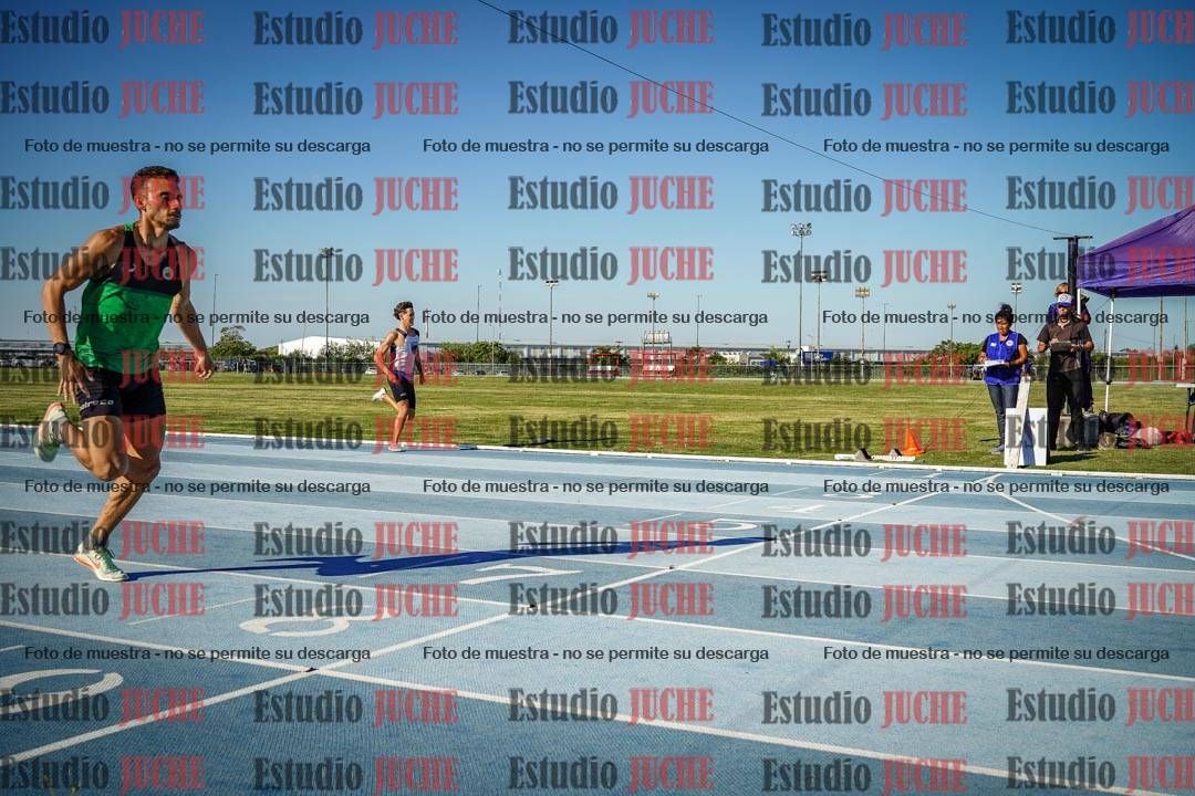 Fotos de los 400 m llanos de varones