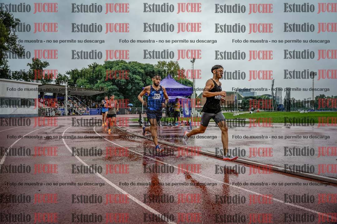 Fotos de los 800 m de varones