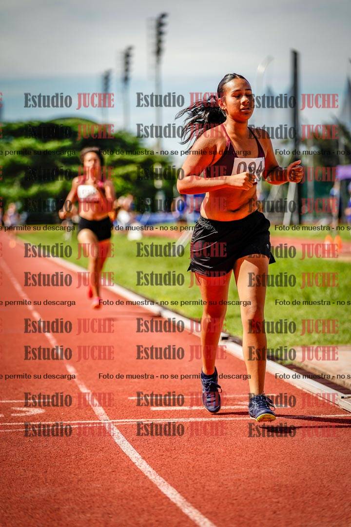 Fotos de los 600 m de mujeres