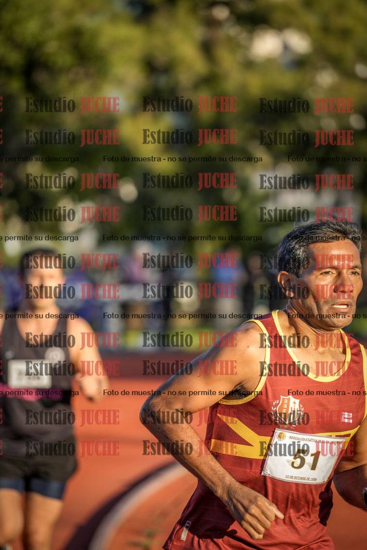 Fotos de los 3000 m llanos de varones