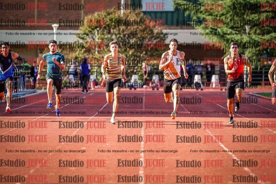 Fotos de los 100 m llanos de varones - FINAL