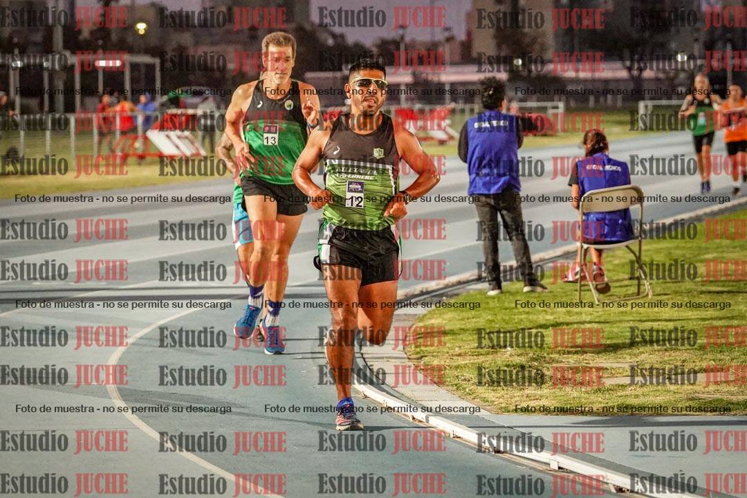 Fotos de los 3000 m llanos de varones
