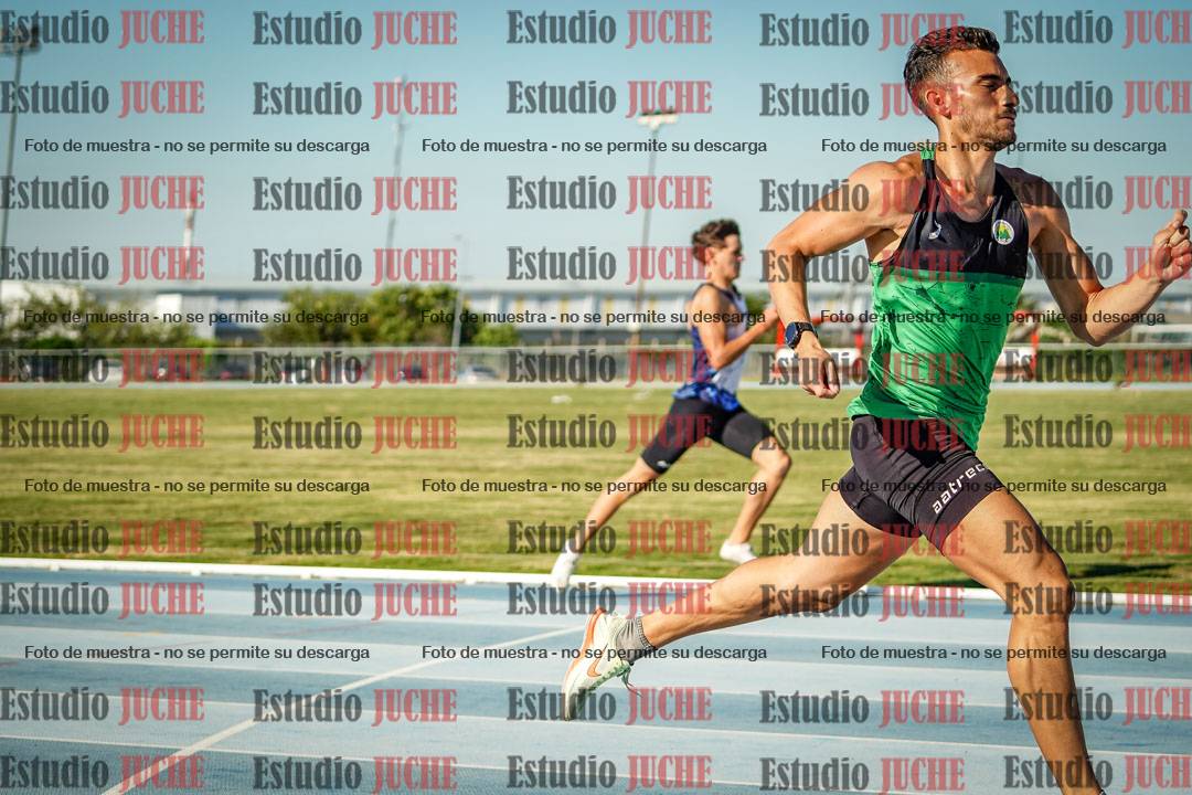 Fotos de los 400 m llanos de varones