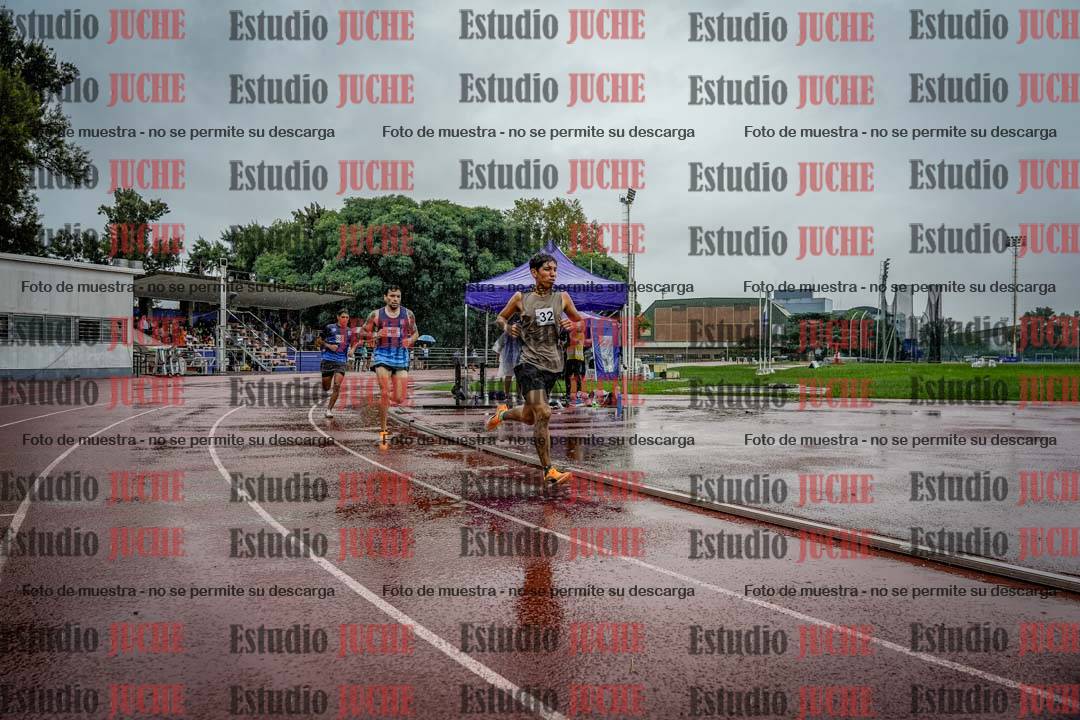 Fotos de los 800 m de varones