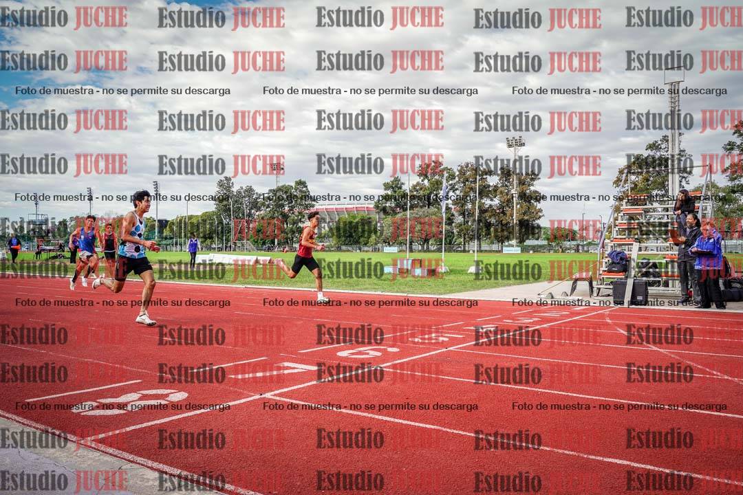 Fotos de los 400 m llanos de varones