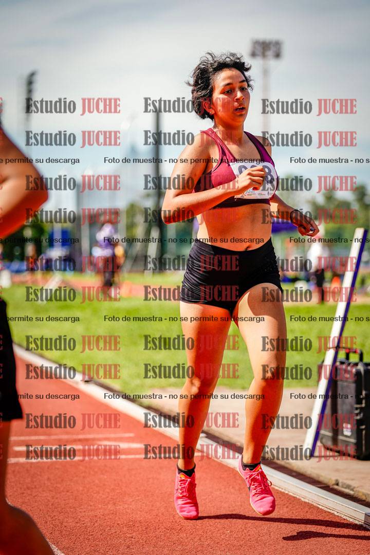 Fotos de los 600 m de mujeres