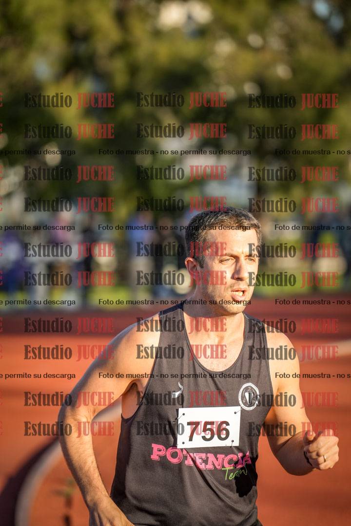 Fotos de los 3000 m llanos de varones