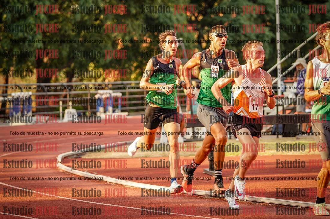 Fotos de los 5000 m llanos de mujeres y varones
