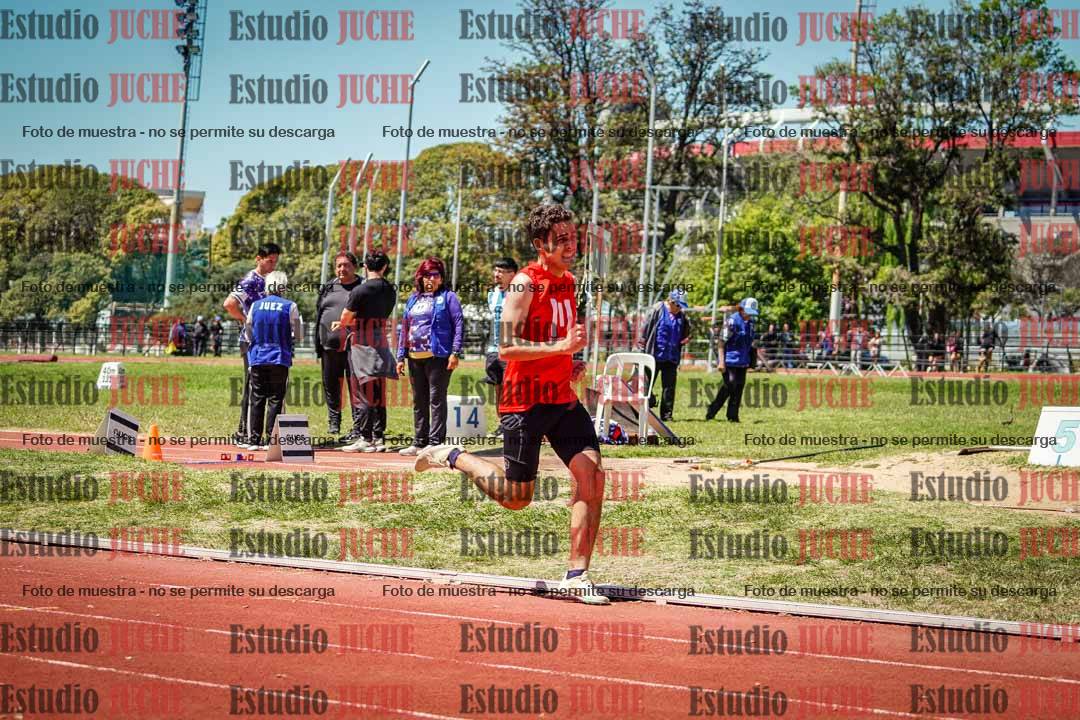 Fotos de los 400 m llanos de varones