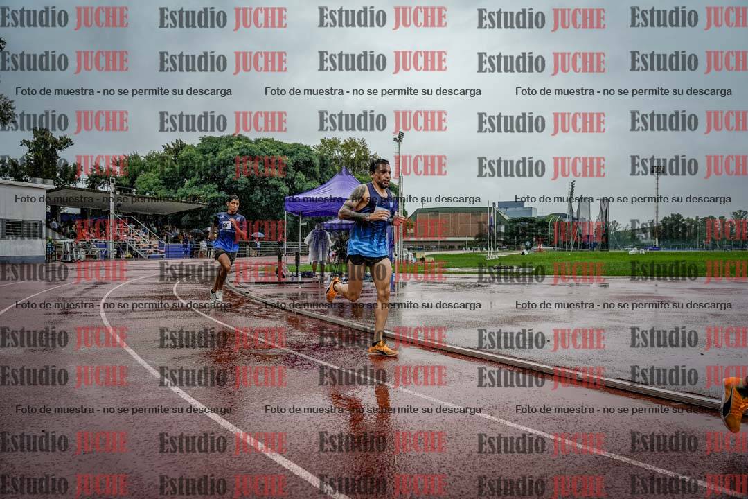 Fotos de los 800 m de varones