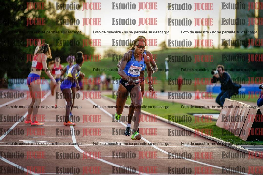 Fotos de los relevos 4x400 m de mujeres