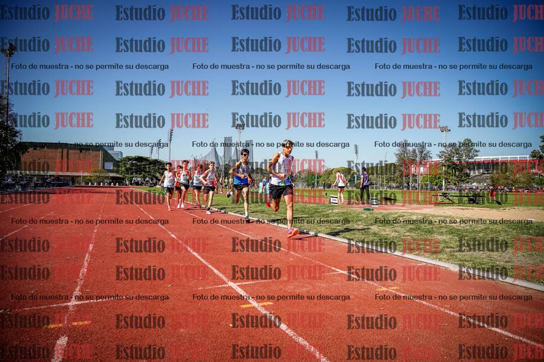 Fotos de los 600 m llanos de varones