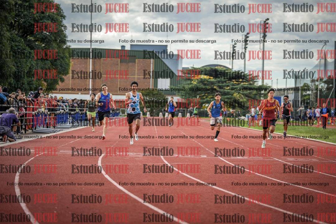 Fotos de los 400 m llanos de varones
