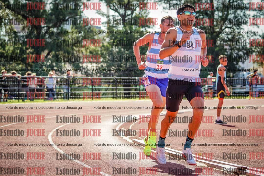 Fotos de los 5000 m llanos de mujeres y varones