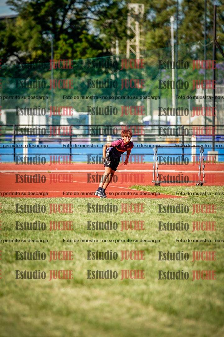 Fotos del lanzamiento de jabalina de mujeres y varones  - U14