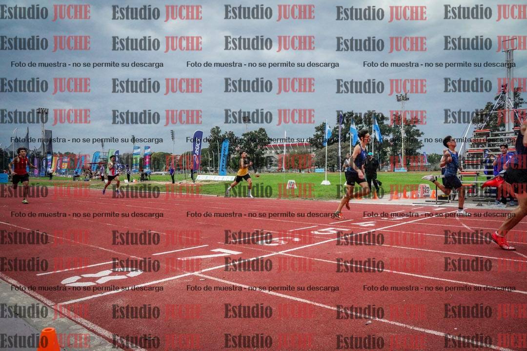 Fotos de los 400 m llanos de varones - decatlón 5