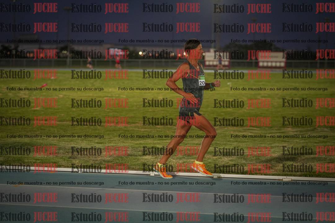 Fotos de los 3000 m llanos de varones