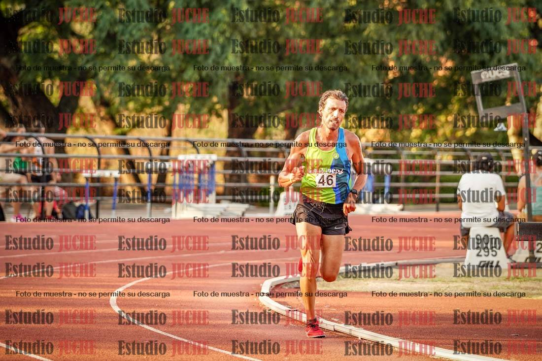 Fotos de los 5000 m llanos de mujeres y varones