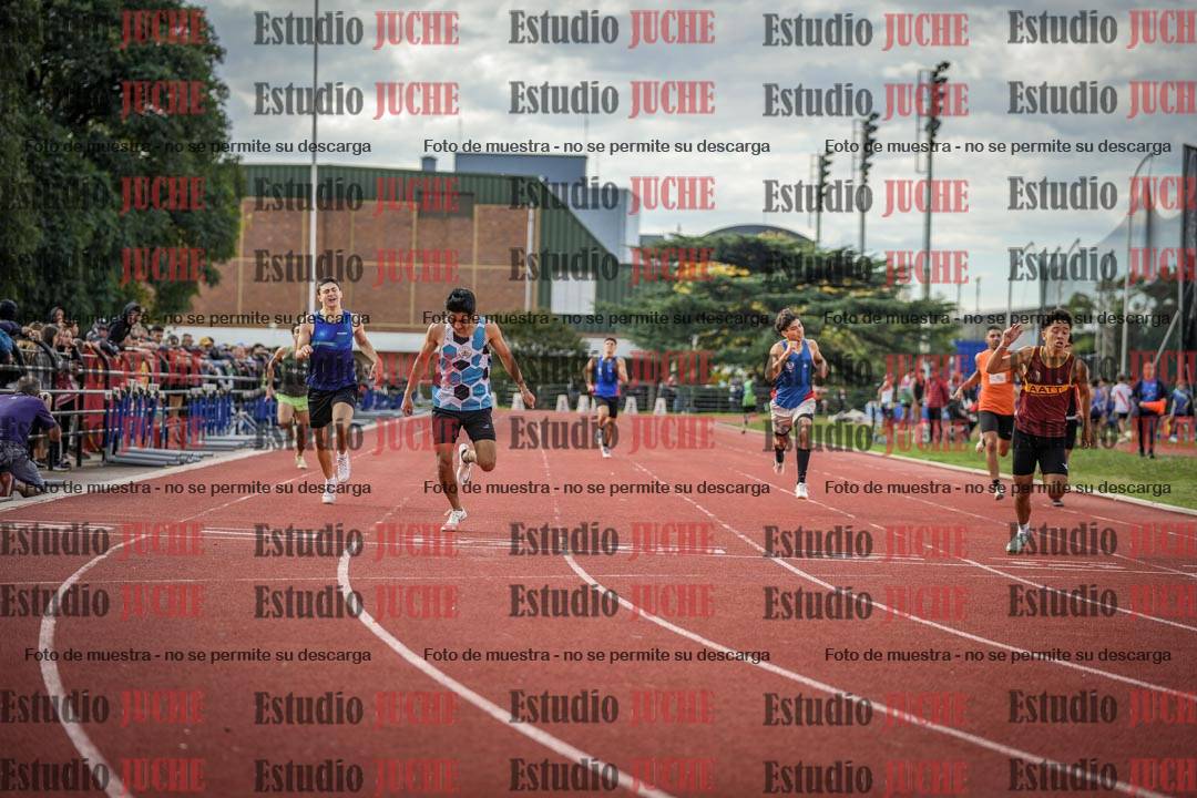 Fotos de los 400 m llanos de varones