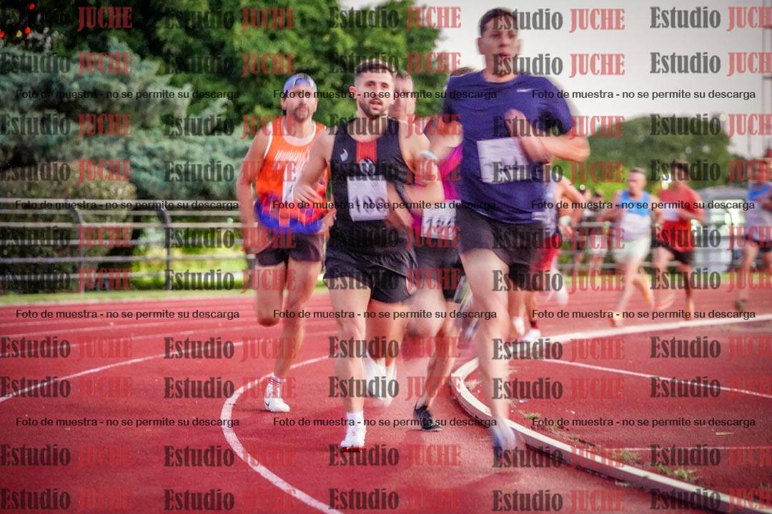 Fotos de los 1500 m llanos de varones