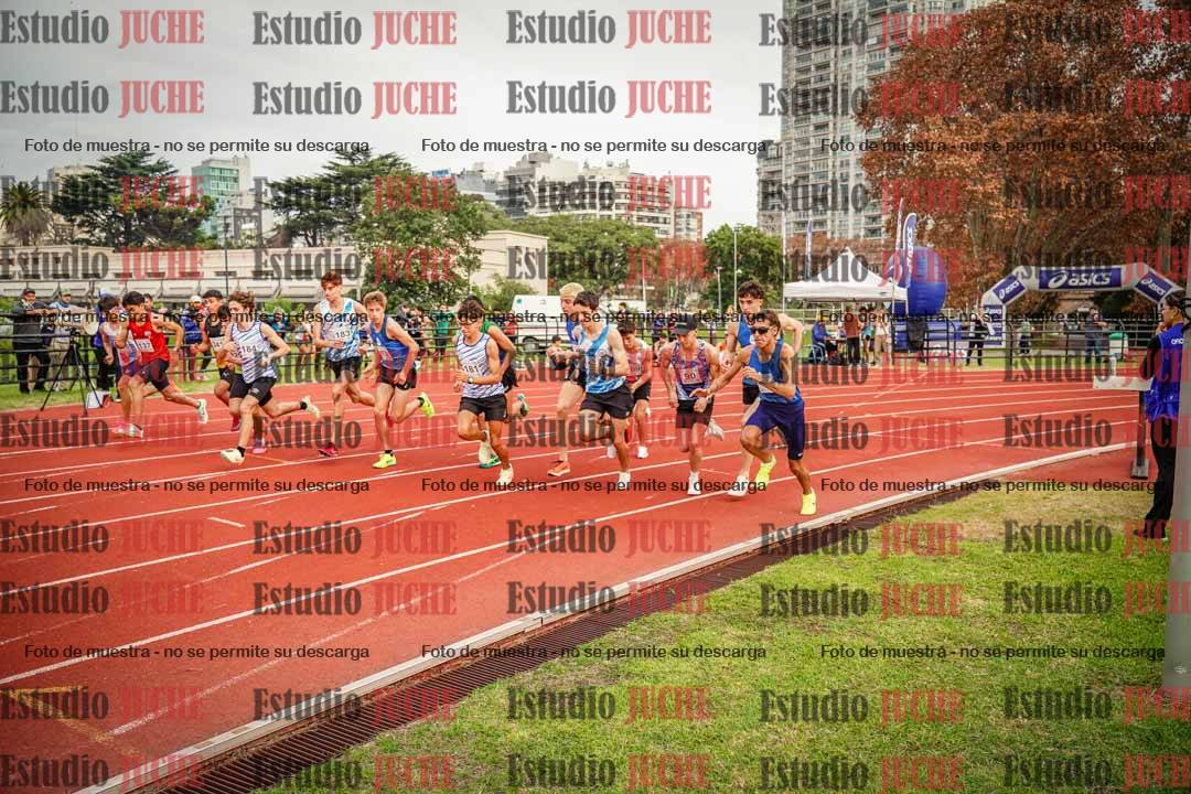 Fotos de los 1500 m llanos de varones