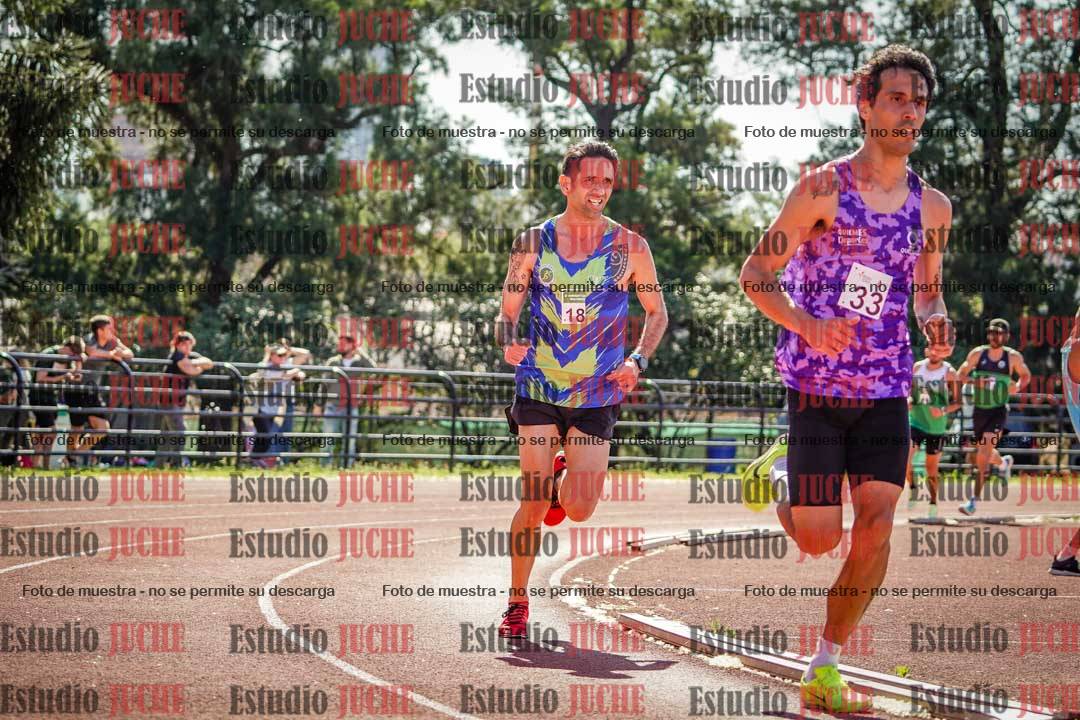 Fotos de los 5000 m llanos de mujeres y varones