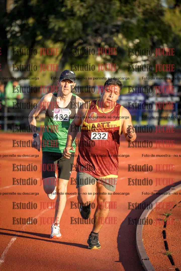Fotos de los 3000 m llanos de varones