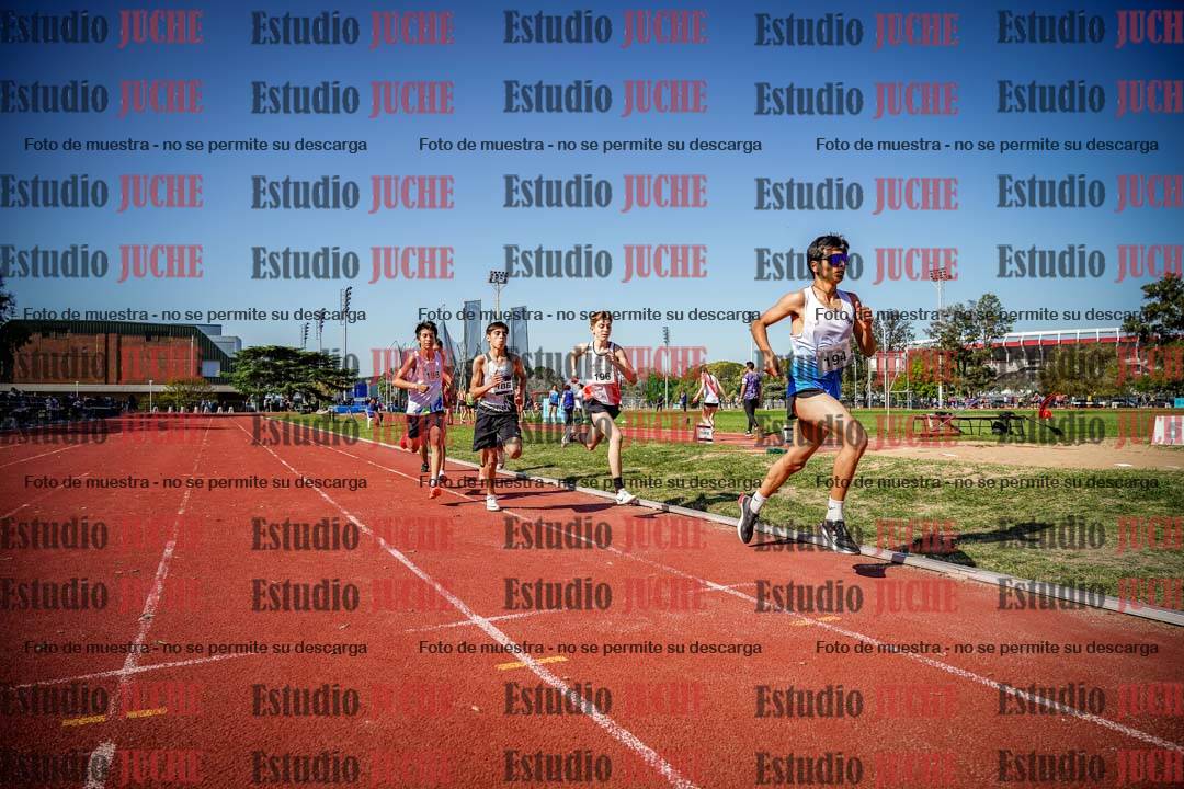 Fotos de los 600 m llanos de varones