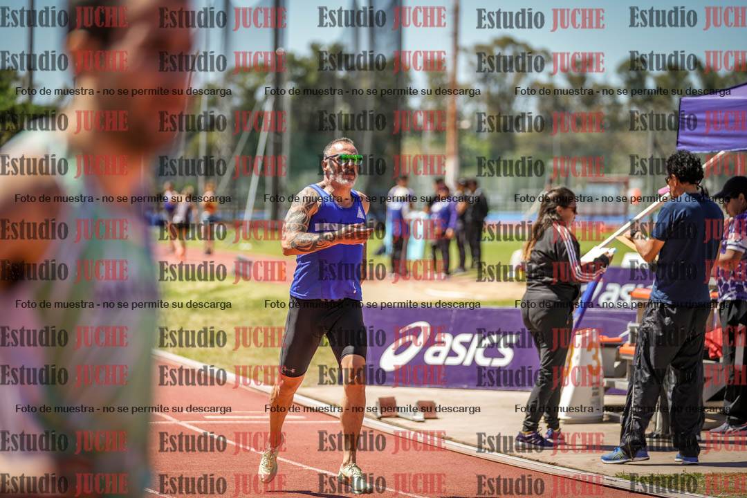 Fotos de los 400 m llanos de varones