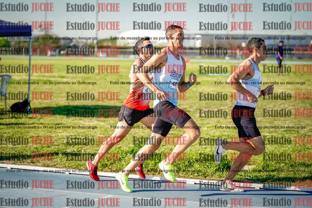 Fotos de los 1500 m llanos de varones