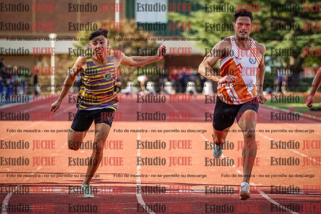 Fotos de los 100 m llanos de varones - FINAL