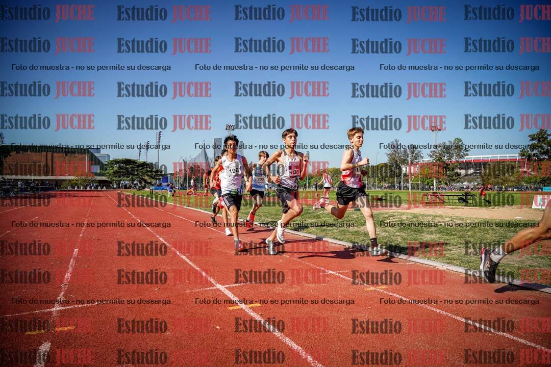 Fotos de los 600 m llanos de varones