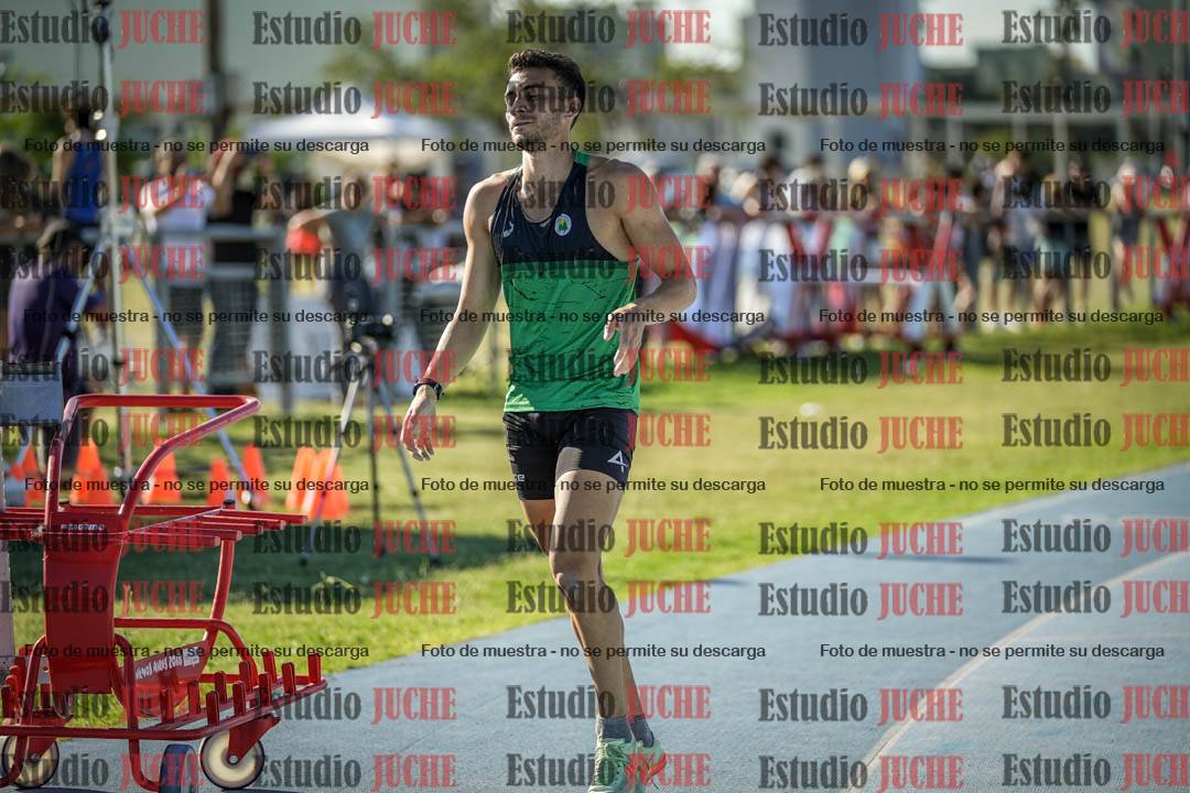 Fotos de los 400 m llanos de varones