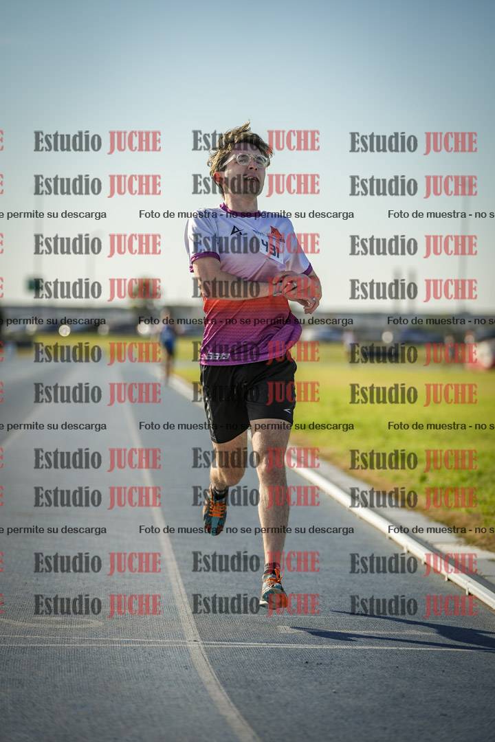 Fotos de los 1500 m llanos de varones