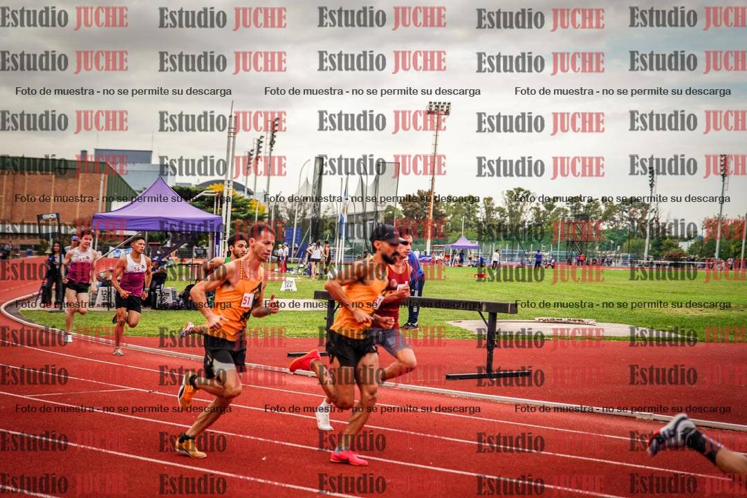 Fotos de los 800 m de varones