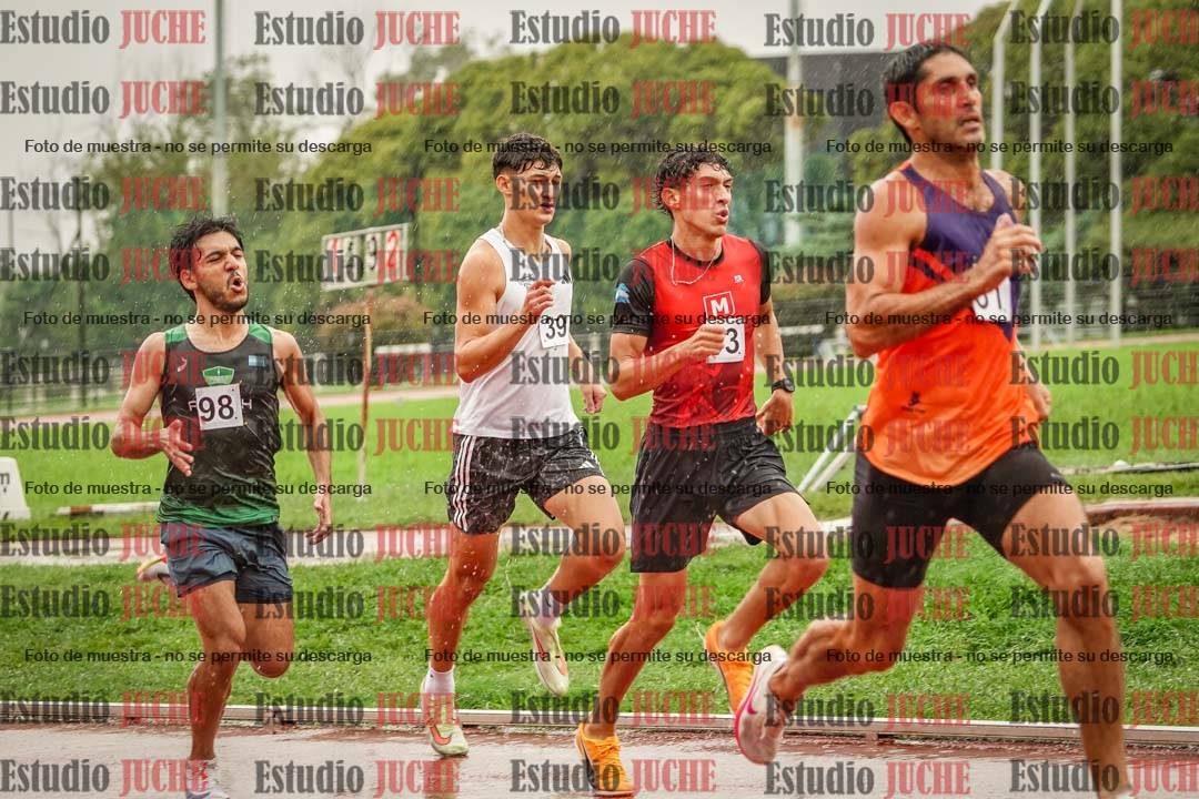 Fotos de los 800 m de varones