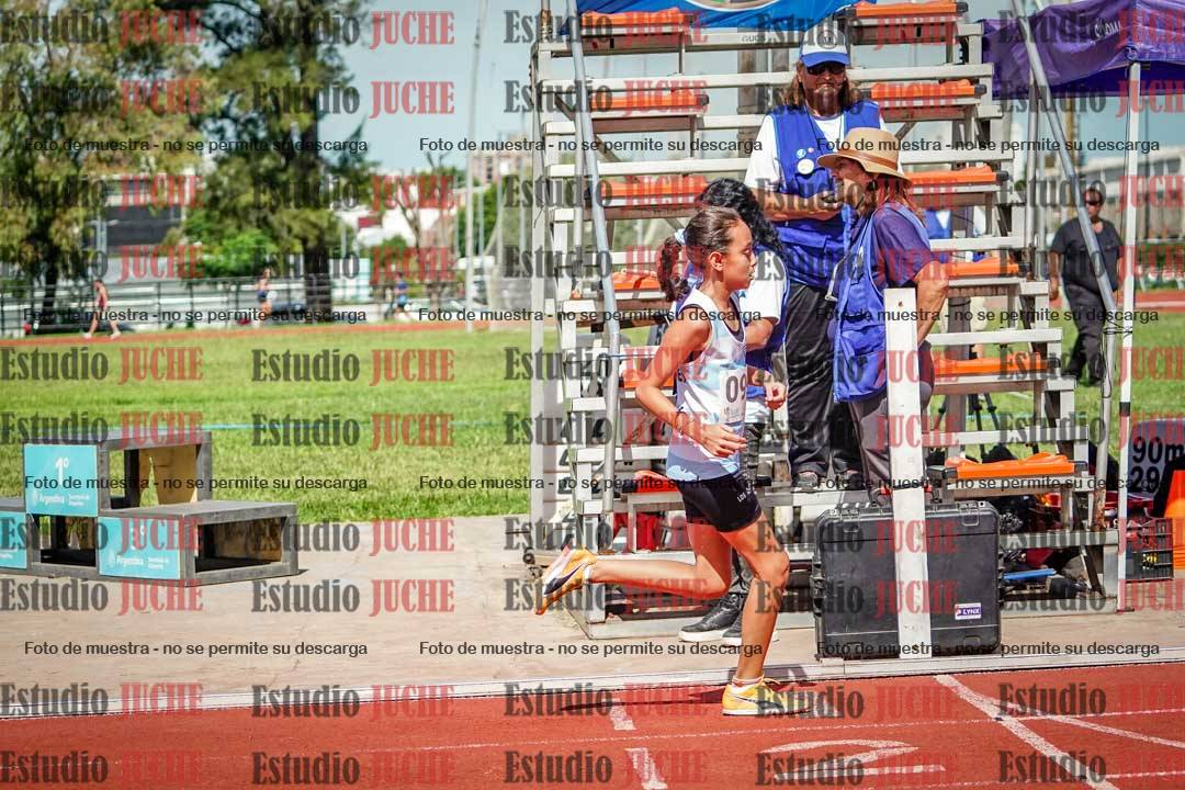Fotos de los 600 m de mujeres