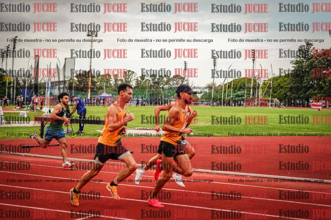 Fotos de los 800 m de varones