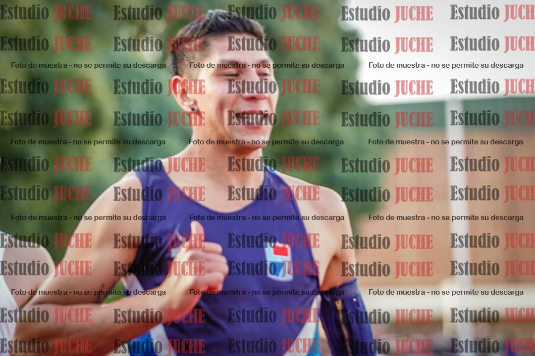 Fotos de los 100 m llanos de varones - FINAL