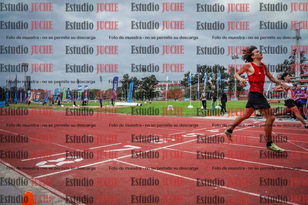 Fotos de los 400 m llanos de varones - decatlón 5