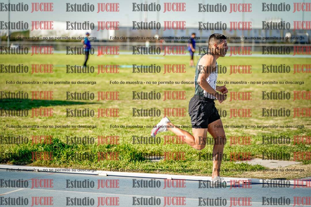Fotos de los 1500 m llanos de varones