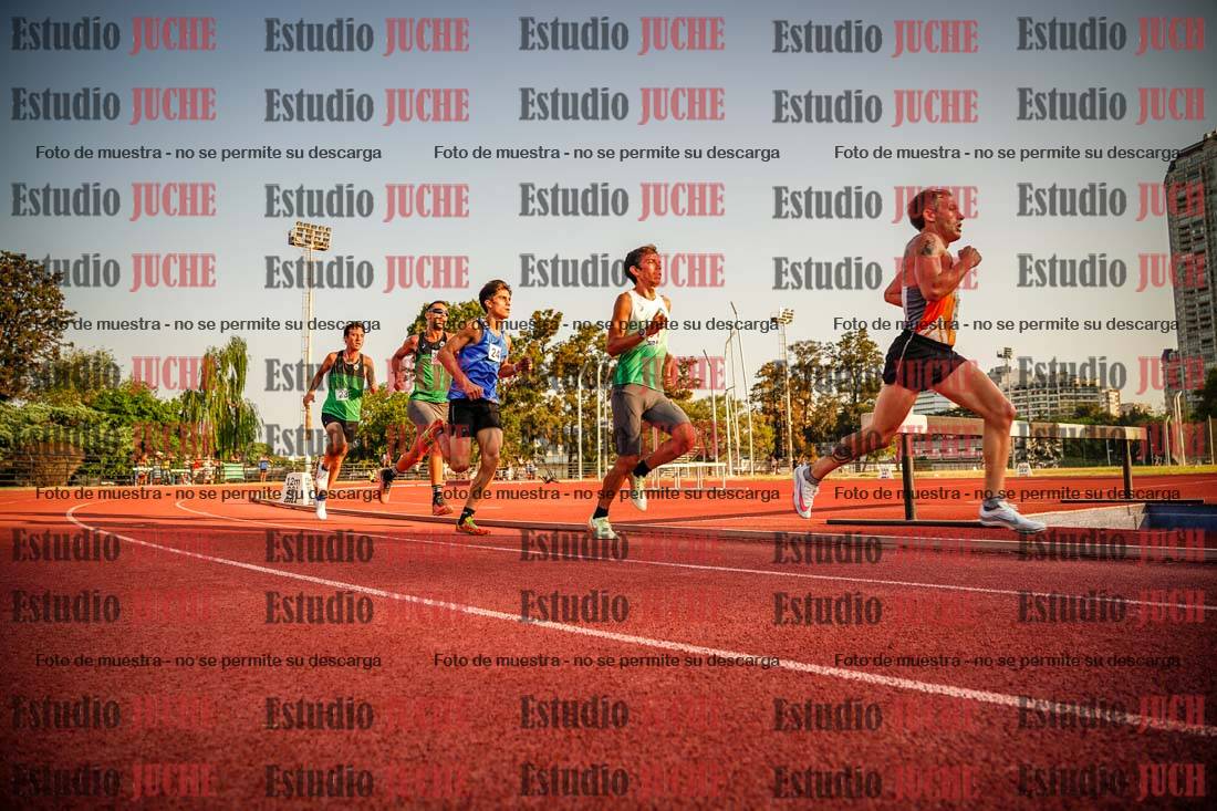 Fotos de los 5000 m llanos de mujeres y varones