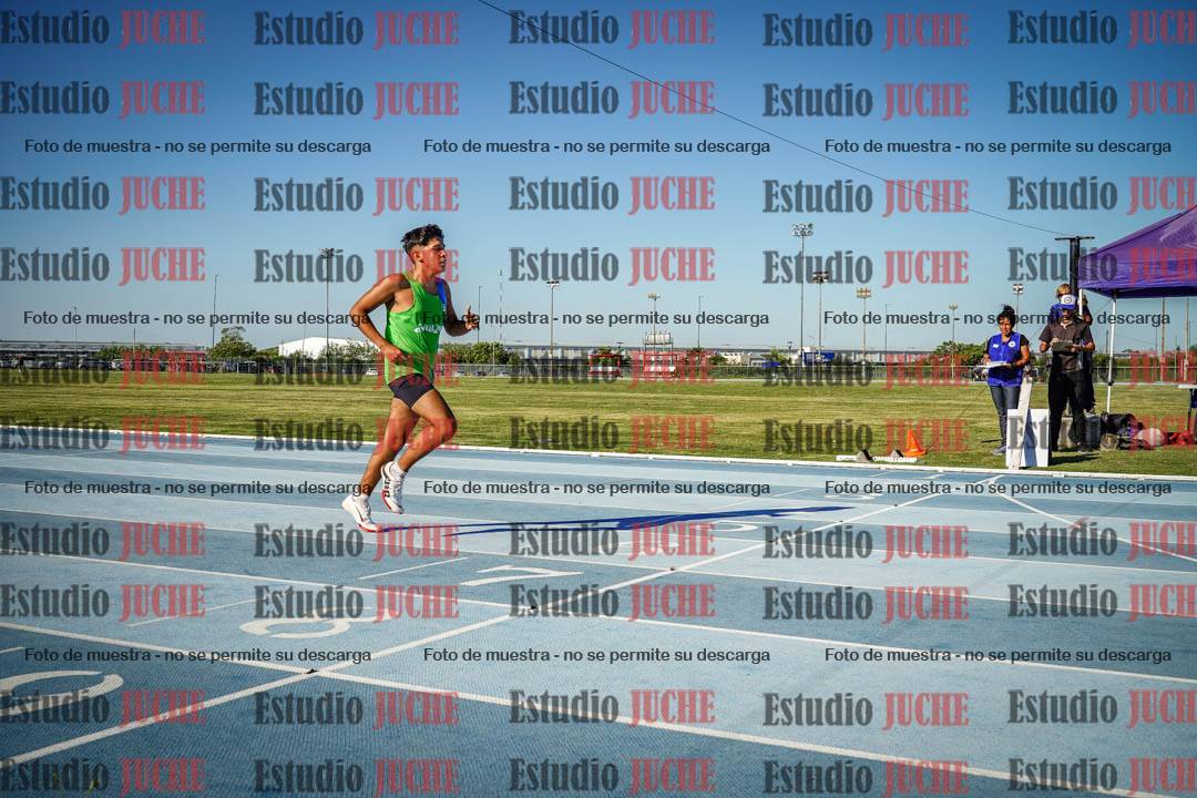 Fotos de los 400 m llanos de varones