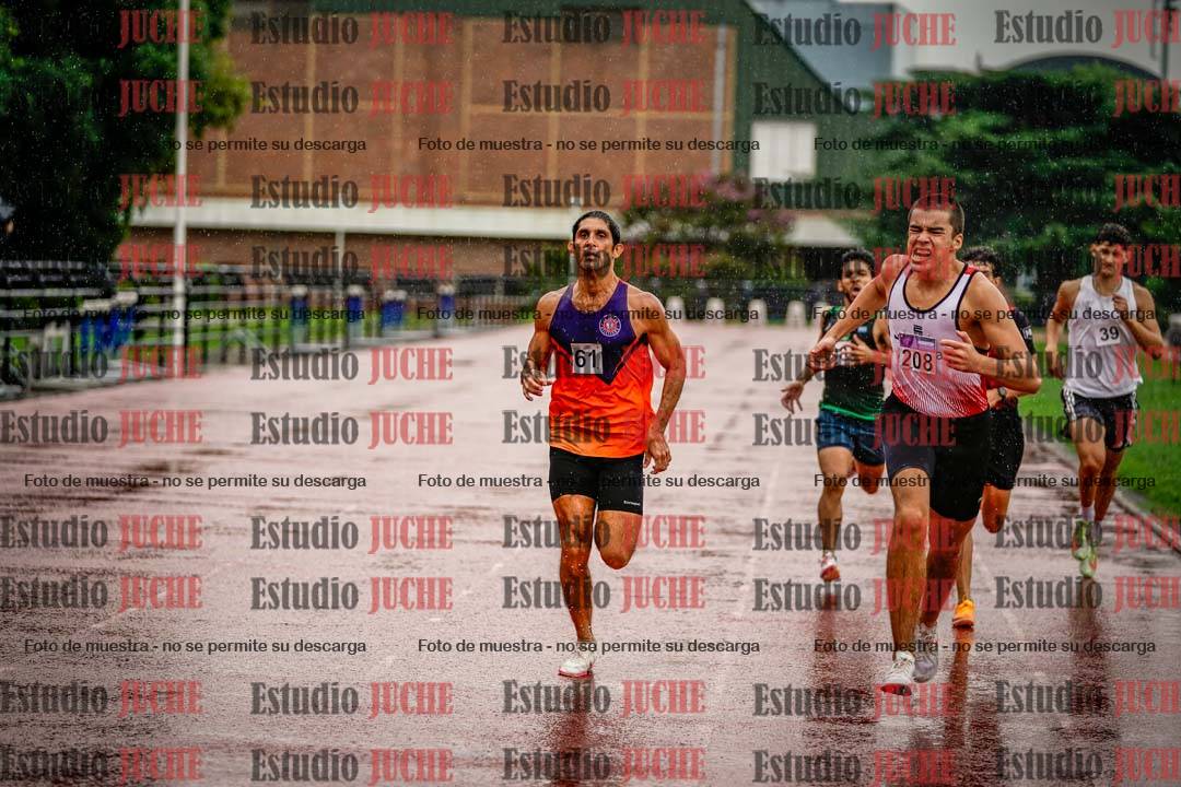 Fotos de los 800 m de varones