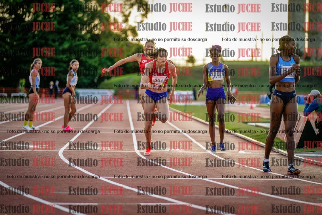 Fotos de los relevos 4x400 m de mujeres