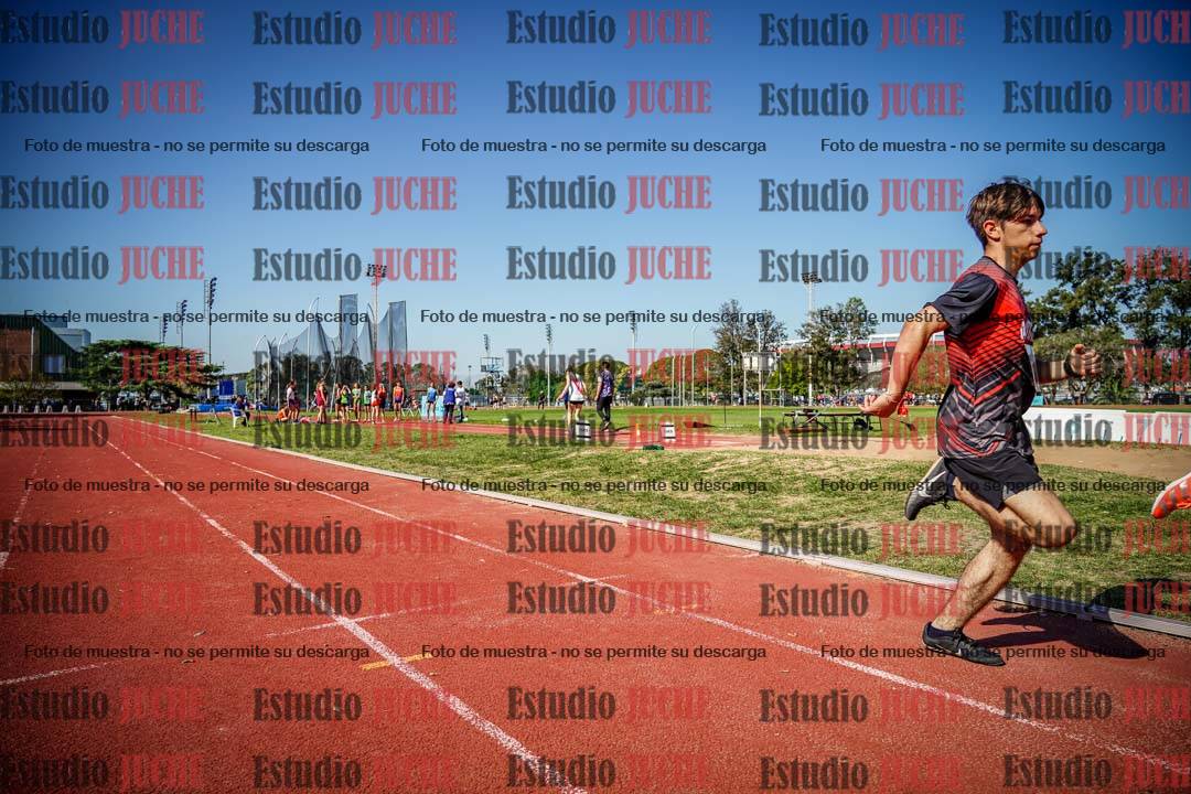 Fotos de los 600 m llanos de varones