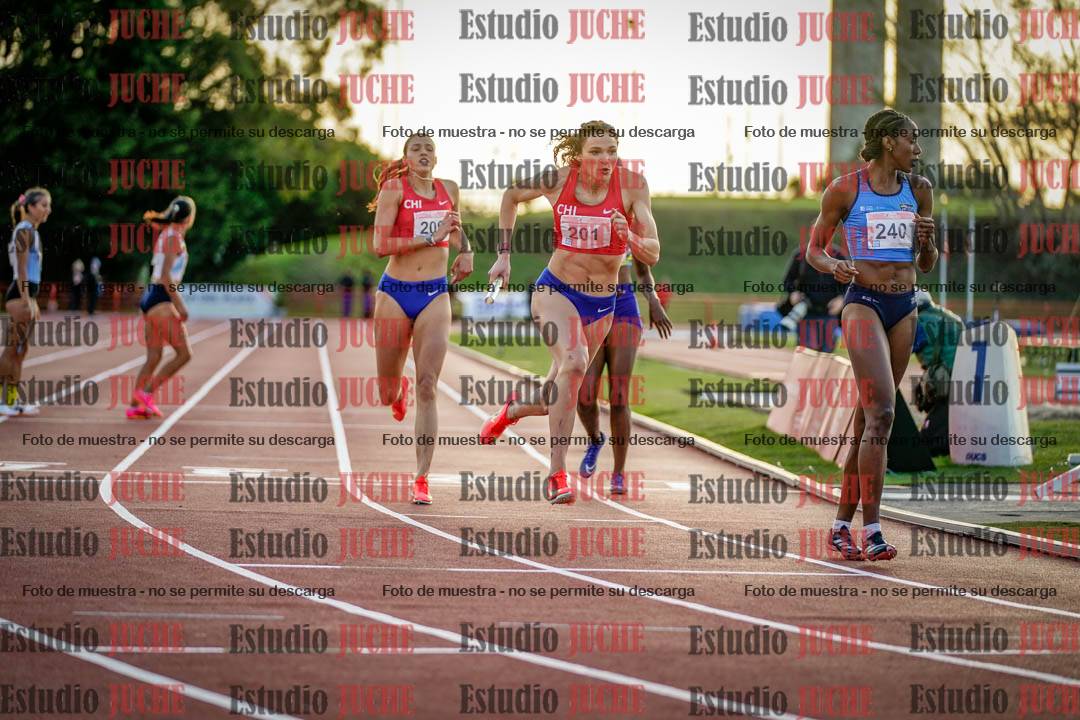 Fotos de los relevos 4x400 m de mujeres