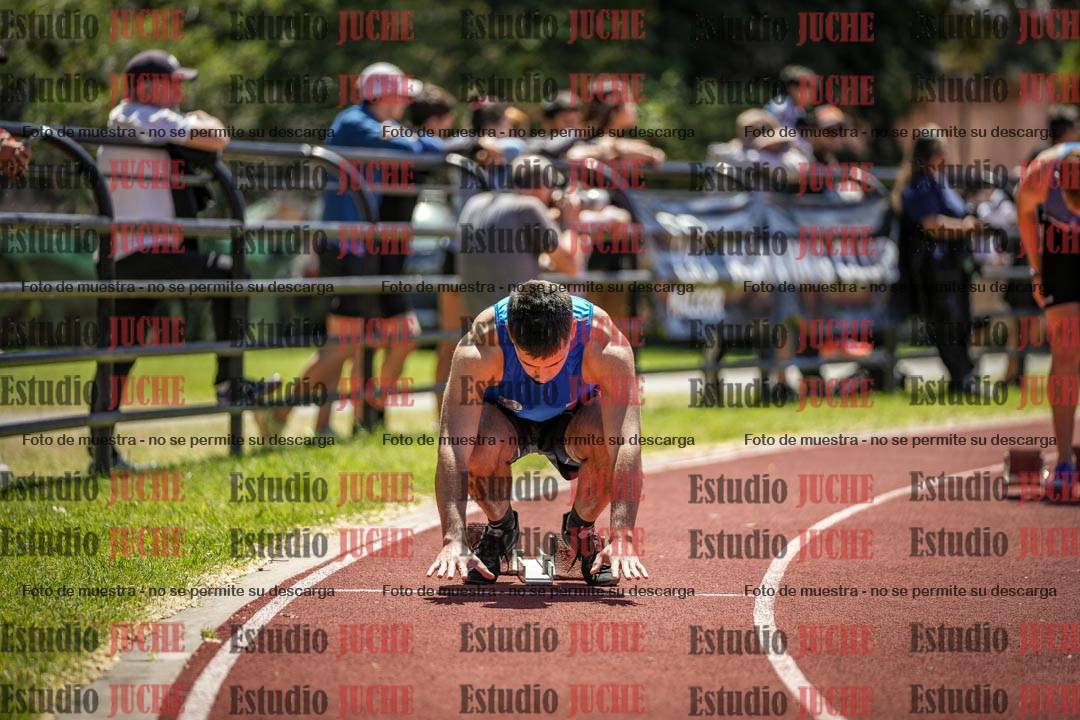 Fotos de los 400 m llanos de varones
