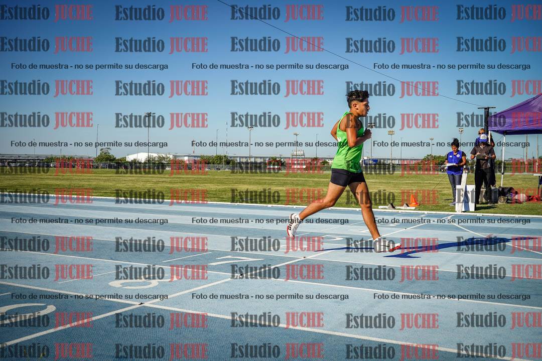 Fotos de los 400 m llanos de varones